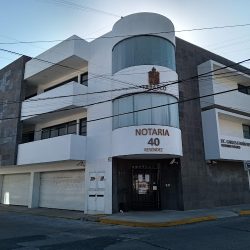 NotarÍa 40 Lic. Carlos EfraÍn Resendez Bocanegra (Centro )