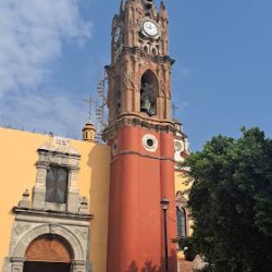 Parroquia De San Nicolás De Tolentino (Salvatierra )